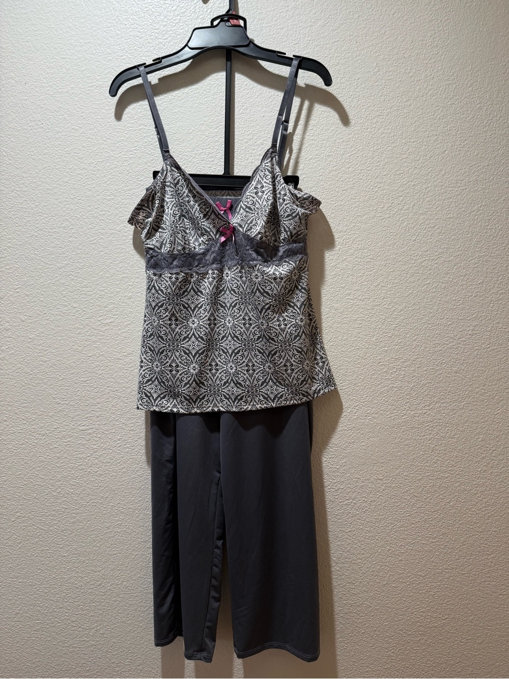 Marilyn Monroe Intimate Geometric Damask Pattern Cami Wide Leg Pajama Set - Picture 3 of 10